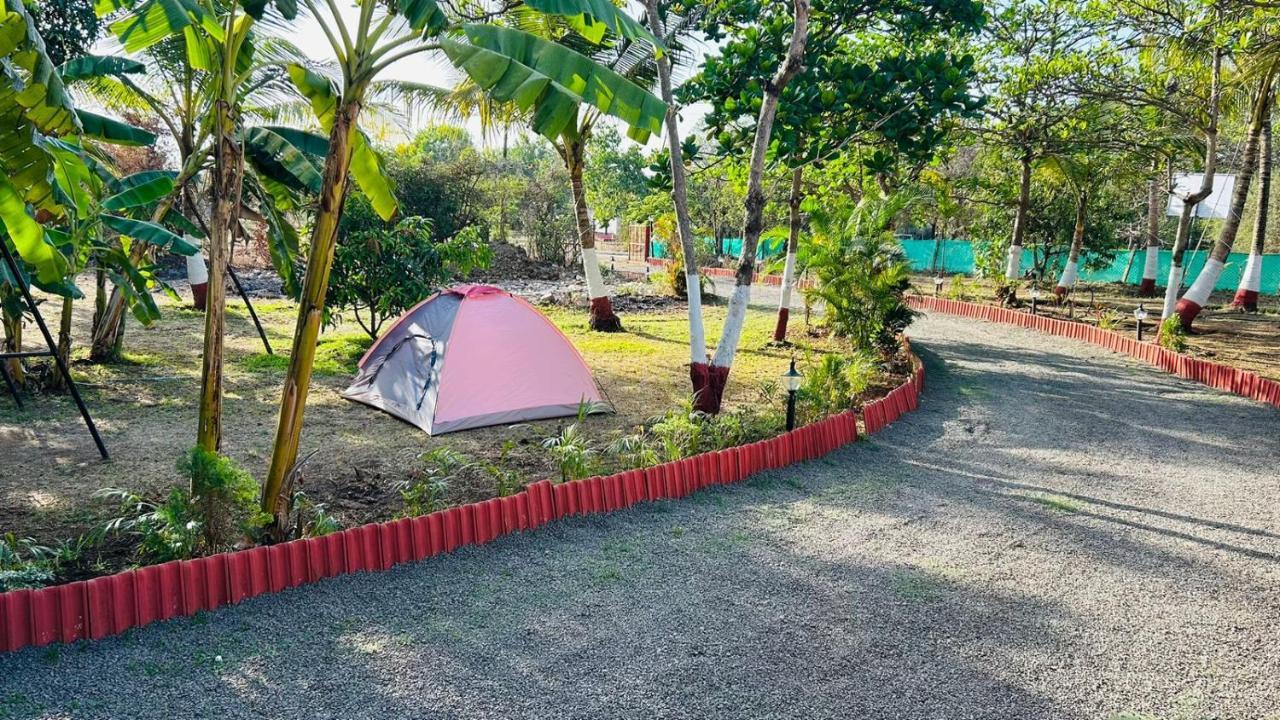 Stay On The Way Resort Mandwa อลีบาก ภายนอก รูปภาพ