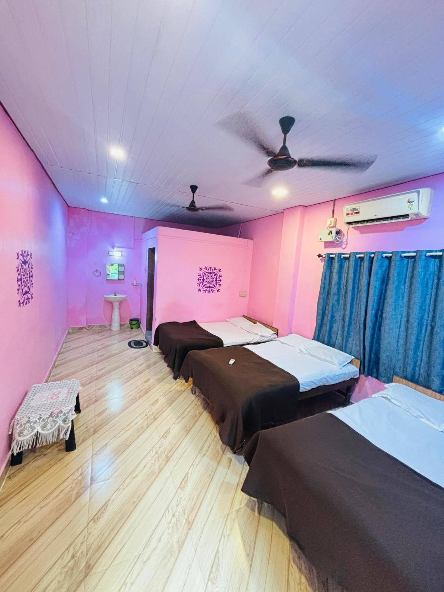 Stay On The Way Resort Mandwa อลีบาก ภายนอก รูปภาพ